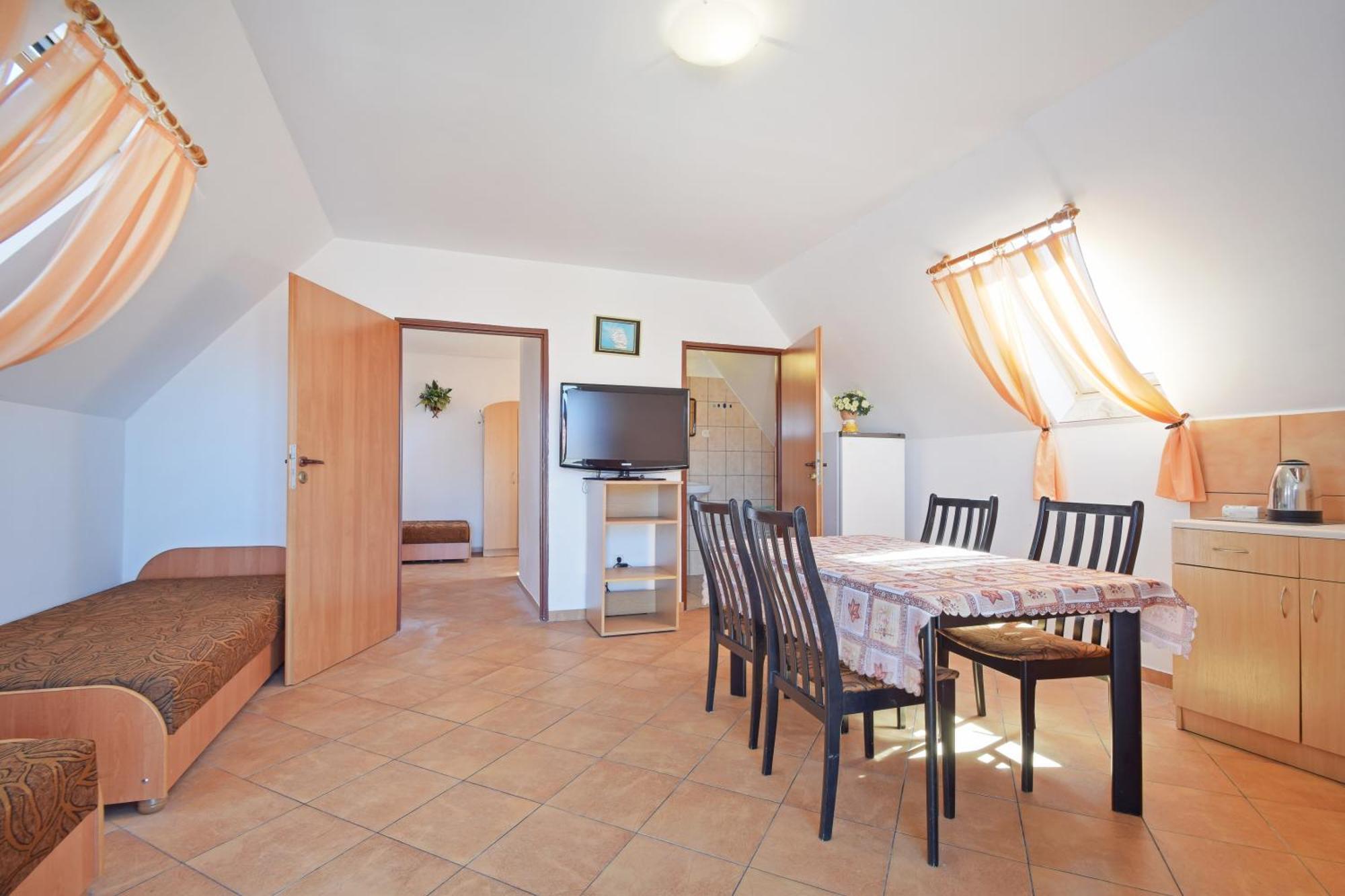 U Gosi Hotel Jaroslawiec Luaran gambar